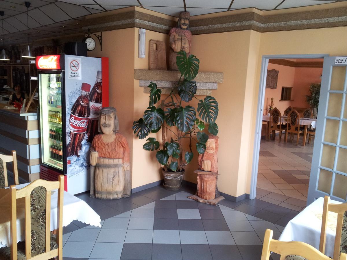 Hotel Staropolski Strzelce Krajenskie Esterno foto