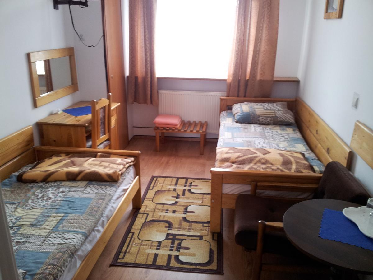 Hotel Staropolski Strzelce Krajenskie Esterno foto